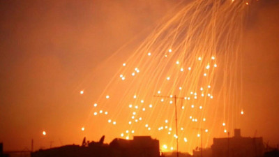 İsrail Lübnan'a fosfor bombasıyla saldırdı! Görüntüler dünya basınında gündem oldu