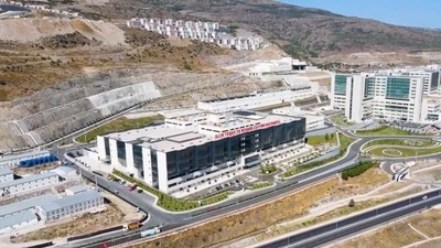 Bakan Koca paylaştı: İzmir Şehir Hastanesi yarın açılıyor
