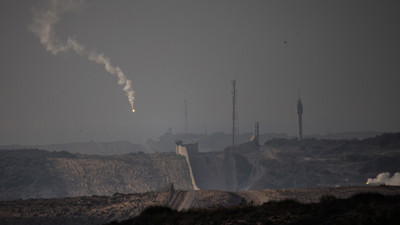İsrail Gazze'yi savaş jetleri gemiler ve topçu atışlarıyla vurdu!