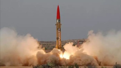 Pakistan'dan nükleer füze adımı! Ebabil'in ilk testi yapıldı
