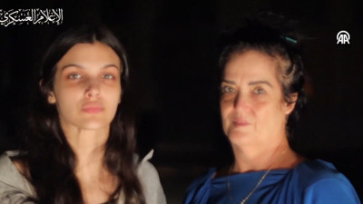 Kassam Tugayları "Biden'ın faşist yönetiminin iddialarını çürütmek için" diyerek esirlerden ABD'li anne ve kızını serbest bıraktı! İşte anne kızın son hali