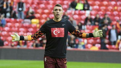 Fernando Muslera'dan Türkçe kutlama: Cumhuriyet'in 100.yılı kutlu olsun