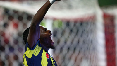100.yıla özel formayla sahaya çıktılar: Fenerbahçe, Pendikspor'u beşledi