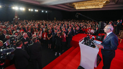 CHP "Yüzyılın Marşı"nın prömiyerini yaptı