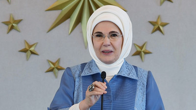 Emine Erdoğan, lider eşleri ve BM Habitat İcra Direktörü Sharif ile görüştü