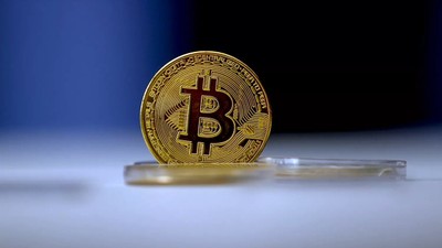 Fed faiz kararını açıkladı! Bitcoin 17 ayın zirvesini gördü