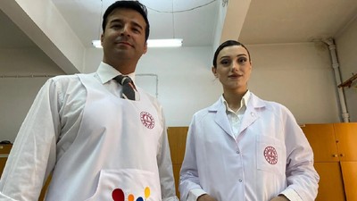 900 bin öğretmen talep etti! MEB, 24 kasımda öğretmenlere önlük hediye edecek