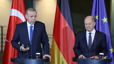 Cumhurbaşkanı Erdoğan'dan Alman gazeteciye  Eurofighter ayarı: Bizi bununla tehdit etmeyin