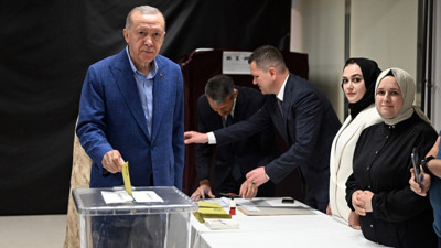 Cumhurbaşkanı Erdoğan 'değişmesi isabetli olur' demişti! AK Parti kolları sıvadı: 50+1 yerine 40+1