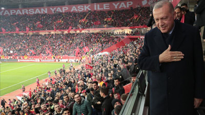 Cumhurbaşkanı Recep Tayyip Erdoğan'dan A Milli Takım değerlendirmesi! "Aynı başarıyı EURO 2024'te de bekliyoruz"