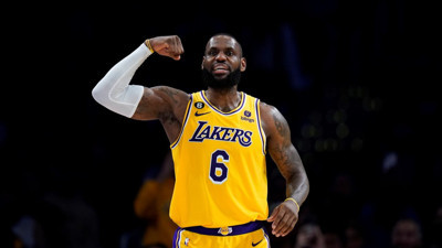Los Angeles Lakers'ın yıldızı LeBron James tarih yazdı! 39 bin sayıya ulaşan ilk oyuncu