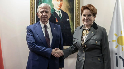 Ankara'da dikkat çeken görüşme: Mansur Yavaş, Meral Akşener'i ziyaret etti! "Genel Başkanımızın selamını getirdim"