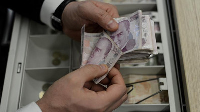 Çalışan emeklilere 5 bin lira ödenmesine ilişkin karar TBMM'de kabul edildi