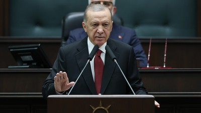 Son Dakika: Cumhurbaşkanı Erdoğan'dan muhalefeti topa tuttu! Yerel seçim için başlık verdi; Yeniden İstanbul!