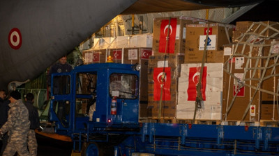 Türkiye'den Gazze'ye ilaç ve tıbbi malzeme taşıyan uçak Mısır'a ulaştı