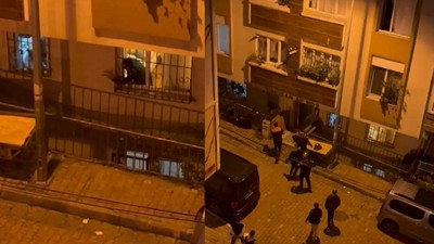 İstanbul'da madde bağımlısı genç annesini darp etti! Mahalleli ayağa kalktı