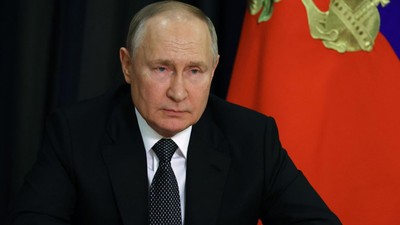 Rusya Devlet Başkanı Vladimir Putin, Rus ordusundaki asker sayısını artırdı
