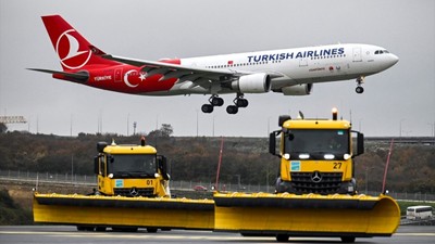 İstanbul Havalimanı'nda kış hazırlıkları tamamlandı! Yolcuların rahat ve güvenli yolculuğu sağlandı