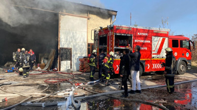 Kayseri'de mobilya üretim fabrikasında yangın! Ekiplerin müdahalesi sonucu 2,5 saat sonra söndürüldü