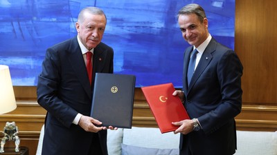 Yunan basını Cumhurbaşkanı Erdoğan'ı manşetlere taşıdı! Yeni bir dönem için atılan adımlar
