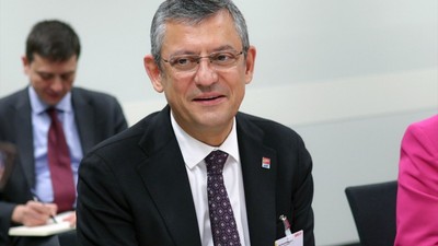 Özgür Özel, Almanya Başbakanı Olaf Scholz ile Berlin'de görüştü