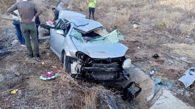 Aksaray'da bir kadın, kızının düğününden dönerken trafik kazasında hayatını kaybetti