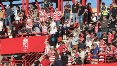 La Liga'da oynanan Granada-Athletic Bilbao mücadelesi bir taraftarın hayatını kaybetmesi sonucu ertelendi