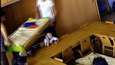 Cep telefonu ve yatak silah sayıldı! Tekirdağ'da öğretmenler kreşteki çocuklara şiddet uygulamıştı