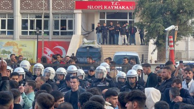 Şırnak'ta Kuran-ı Kerim'i yırtan uyuşturucu bağımlısı şahsa, çevredekiler linç girişiminde bulundu