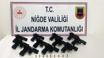 Niğde'de yapılan operasyonda 11 ruhsatsız silah ele geçirildi!