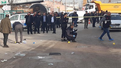 Bolu'da borç tartışması kanlı bitti! Baba ve oğullarına kurşun yağdırdı