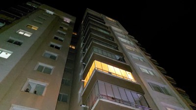 Samsun'da bir kadın kendini 12. kattan attı