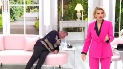 Esra Erol şoke oldu! Pırasaya tiki olan kocasını bayılttı