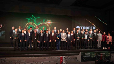 TOBFED 3. Sürdürülebilir Gelecek Zirvesi'nde ödüller sahiplerini buldu! Siyaset, iş ve sanat dünyası buluştu