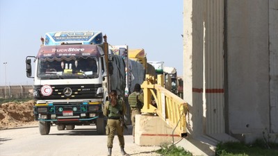 İsrail'in alçak saldırılarını sürdürdüğü Gazze'ye bu zamana kadar 4 bin 960 tır yardım malzemesi gönderildi