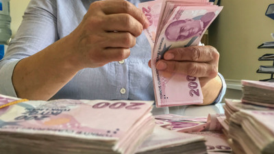 Çalışan emeklilere 5 bin lira ödemeleri bugün yapılacak