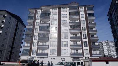 Erzurum'da bir Kadın apartmanın 4. katından düştü