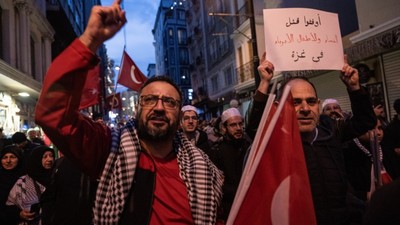 Fotoğraflarla 'teröre lanet Filistin'e destek' yürüyüşü! Binler tarihi İstanbul'da toplandı