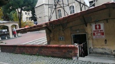 Polisten kaçan şüpheli cami tuvaletinde yakalandı
