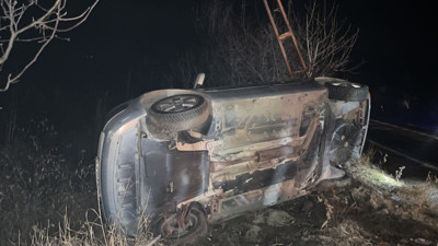 Kastamonu'nda elektrik direğine çarpan otomobil takla attı: 4 yaralı