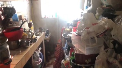 Yalova'da ekipleri şoke eden manzara! Bu evden tam 2 ton çöp çıktı