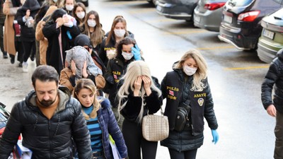 Eskişehir merkezli 'Barbie-Es' fuhuş operasyonunda 18 şüpheli adliyeye sevk edildi