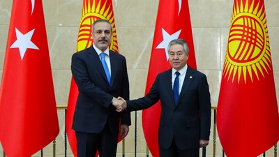 Dışişleri Bakanı Hakan Fidan'dan Bişkek'te kritik temas