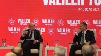 Hazine ve Maliye Bakanı Şimşek'ten valilere tasarruf çağrısı