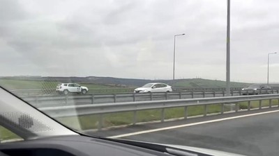 Kuzey Marmara Otoyolu'nda bir sürücü kilometrelerce ters yönde gitti: Korku dolu anlar kamerada