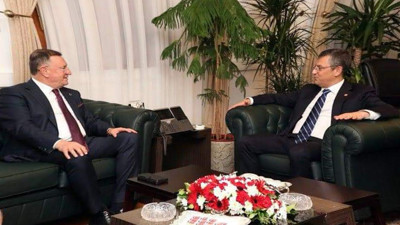 Krizlerin partisi CHP! Hatay'da Lütfü Savaş polemiği | Aday adaylarından sert tepki: Hatay halkı hesap sormayı bilir