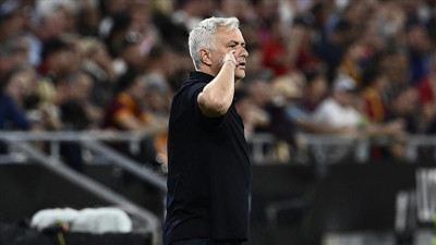 Roma Mourinho ile yollarını ayırdı