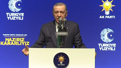 Son Dakika: Cumhurbaşkanı Erdoğan AK Parti'nin Ankara ve İzmir adaylarını açıkladı! 17 büyükşehir dahil 48 ilin adayları belli oldu