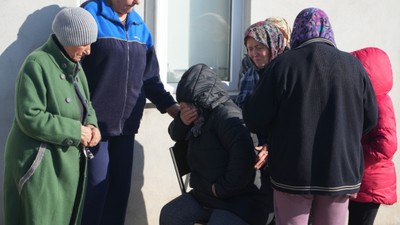 Edirne'de sütü ocakta unutan kadının evi kül oldu! Yaşlı kadın gözyaşlarına hakim olamadı
