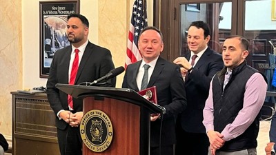 ABD'nin New Jersey eyaletinde "şehrin anahtarı" ilk defa bir Türk'e verildi